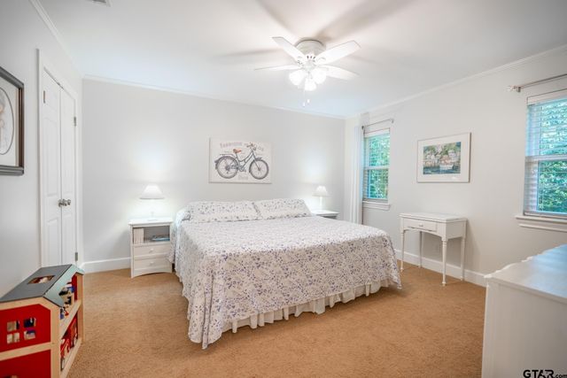 6619 Rollins Dr, Tyler, TX 75703