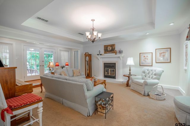 6619 Rollins Dr, Tyler, TX 75703