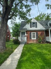 12651 Kelly Road, Detroit, MI 48224