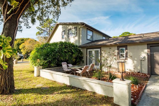 1647 HOBBIT ROAD, Dunedin, FL 34698