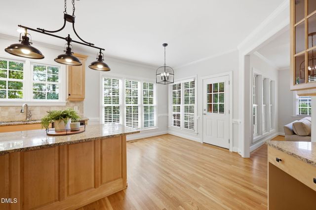 215 Lansbrooke Lane, Apex, NC 27502