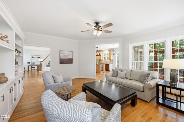 215 Lansbrooke Lane, Apex, NC 27502