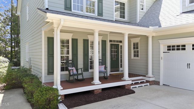 215 Lansbrooke Lane, Apex, NC 27502