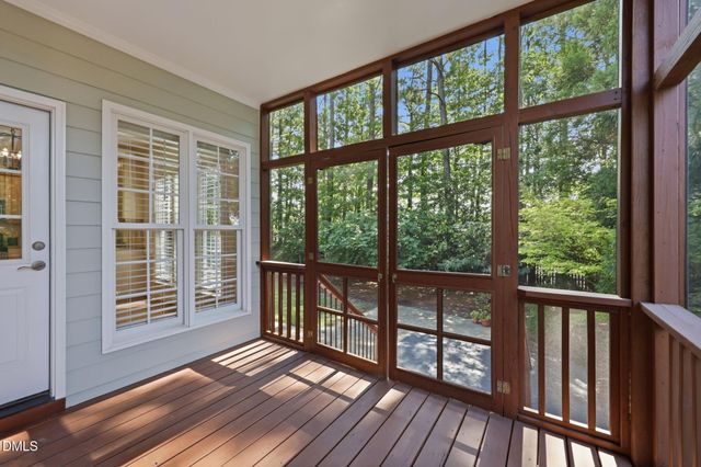 215 Lansbrooke Lane, Apex, NC 27502