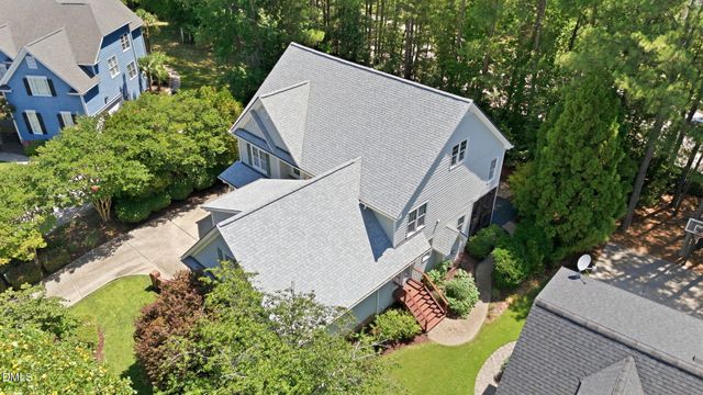 215 Lansbrooke Lane, Apex, NC 27502