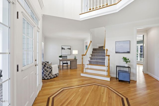 215 Lansbrooke Lane, Apex, NC 27502