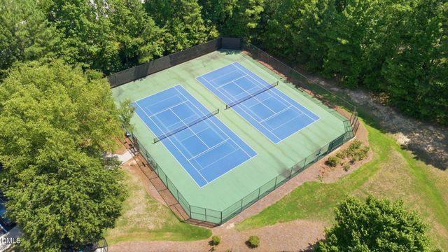 215 Lansbrooke Lane, Apex, NC 27502