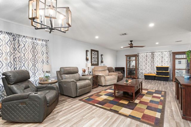 4518 Rothberger Way, San Antonio, TX 78244