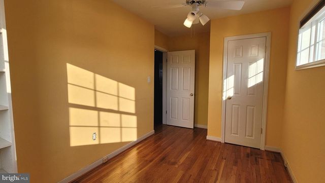 2752 NORFEN RD, Baltimore, MD 21227