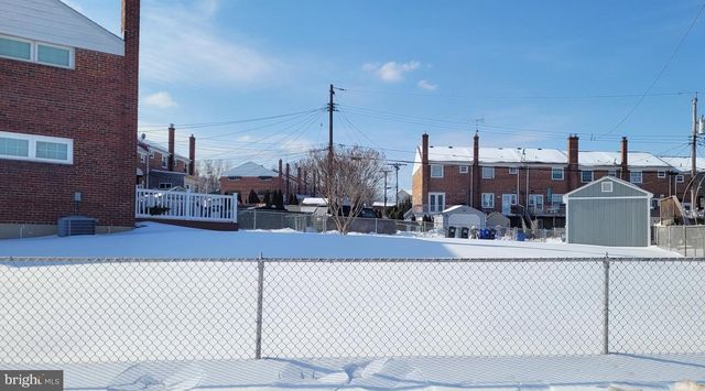 2752 NORFEN RD, Baltimore, MD 21227