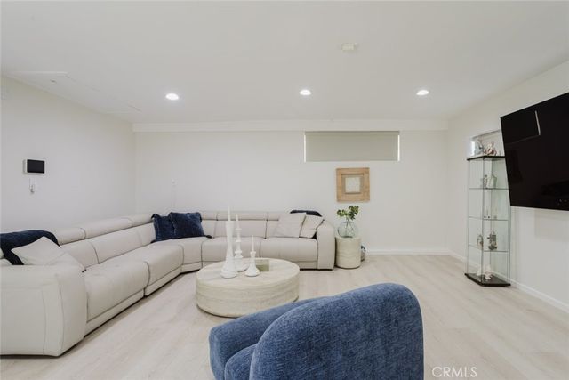 10619 Mather Avenue, Sunland, CA 91040