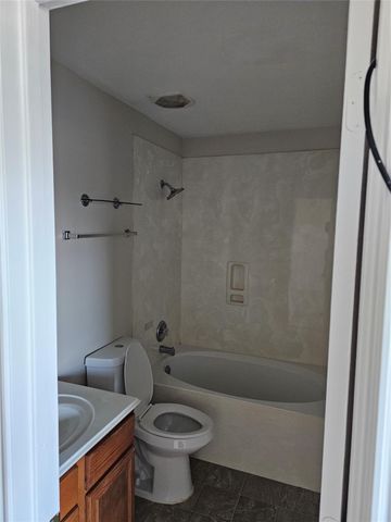 4839 Montclair Hill Lane, Fresno, TX 77545