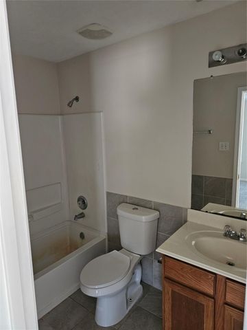 4839 Montclair Hill Lane, Fresno, TX 77545