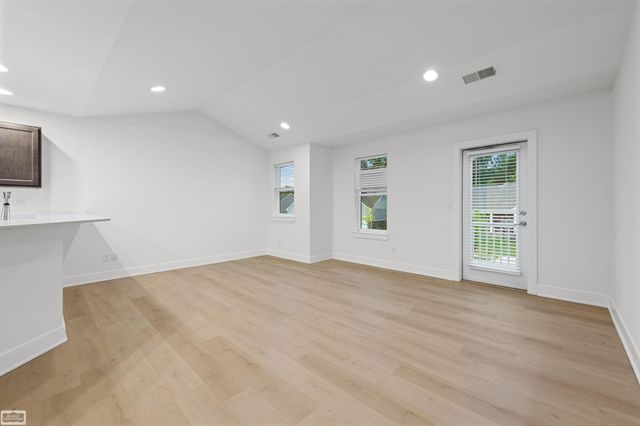 32968 Antrim Drive, Chesterfield Twp, MI 48047