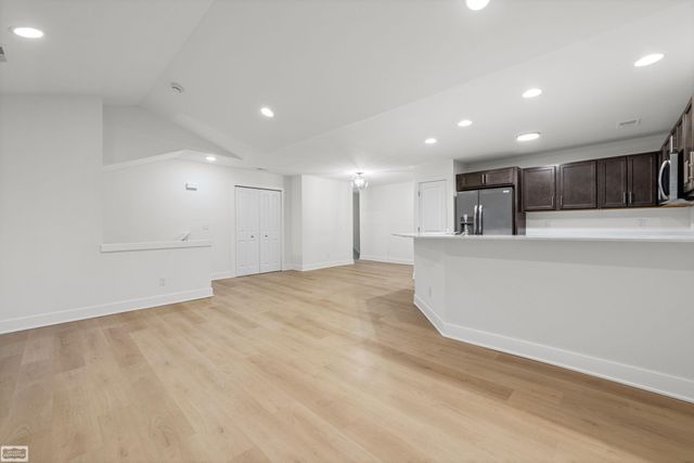 32968 Antrim Drive, Chesterfield Twp, MI 48047