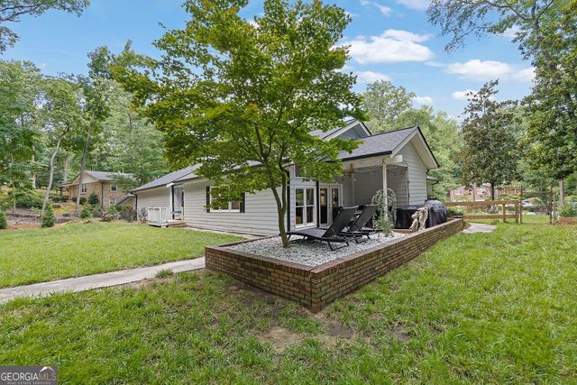 1980 Westwood Circle SE, Smyrna, GA 30080
