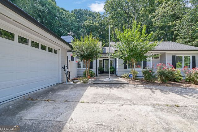 1980 Westwood Circle SE, Smyrna, GA 30080
