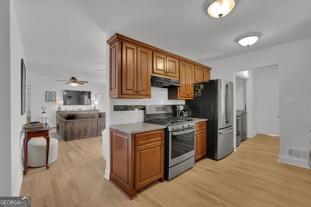 1980 Westwood Circle SE, Smyrna, GA 30080
