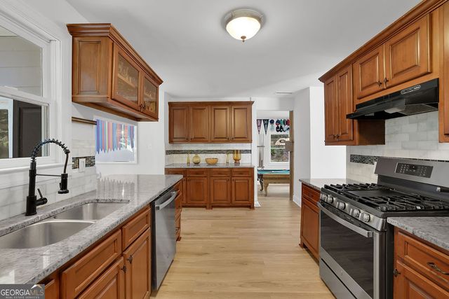 1980 Westwood Circle SE, Smyrna, GA 30080