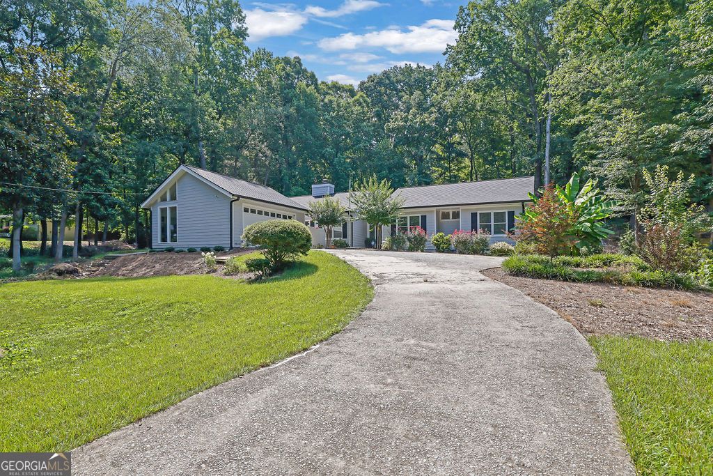 1980 Westwood Circle SE, Smyrna, GA 30080
