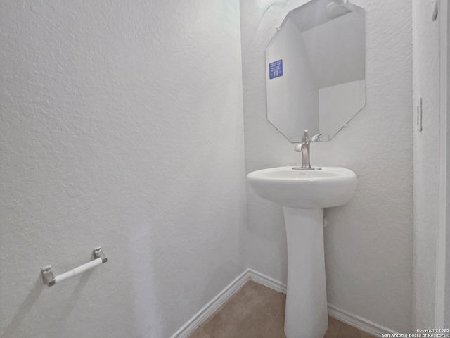 1520 Doncaster Drive, Seguin, TX 78155