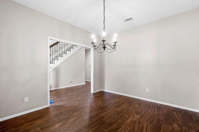 7 Elwood Hills Court, The Woodlands, TX 77381