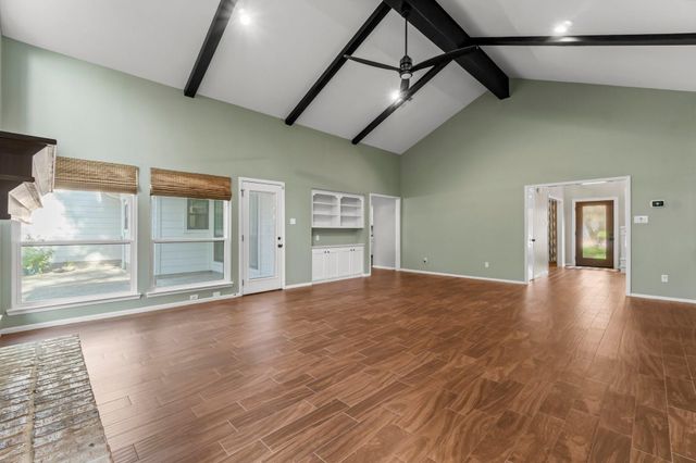7 Elwood Hills Court, The Woodlands, TX 77381