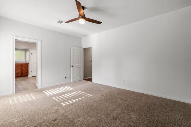 7 Elwood Hills Court, The Woodlands, TX 77381