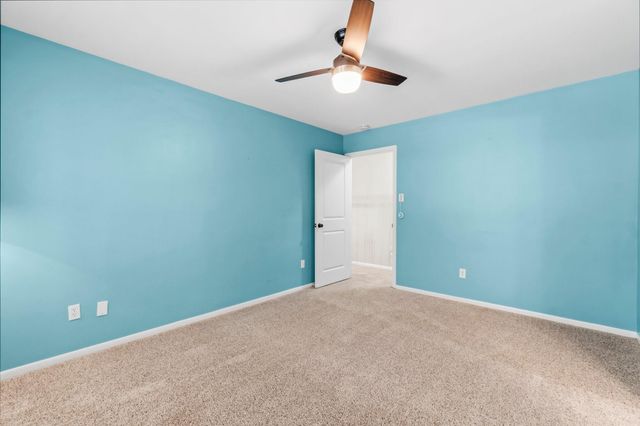 7 Elwood Hills Court, The Woodlands, TX 77381