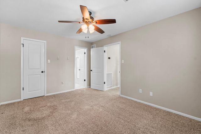 7 Elwood Hills Court, The Woodlands, TX 77381