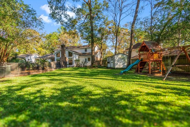 7 Elwood Hills Court, The Woodlands, TX 77381