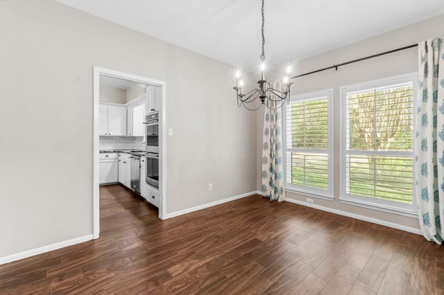 7 Elwood Hills Court, The Woodlands, TX 77381