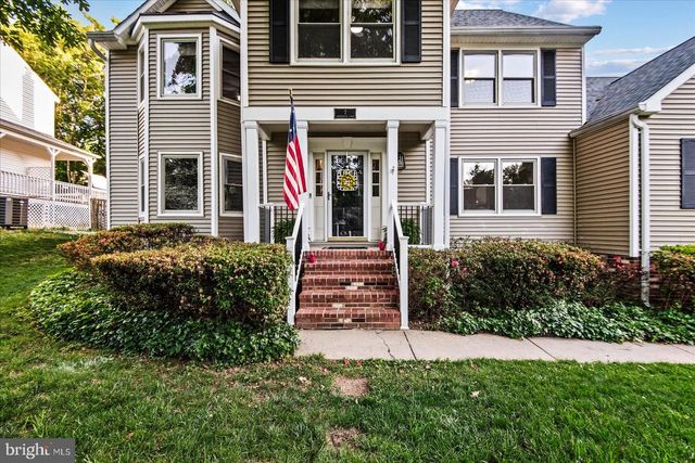 2 GREENHAVEN CT, Stafford, VA 22554