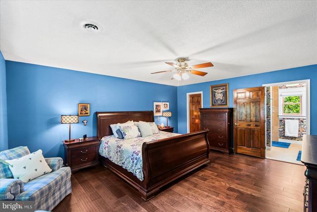 2 GREENHAVEN CT, Stafford, VA 22554