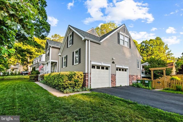 2 GREENHAVEN CT, Stafford, VA 22554