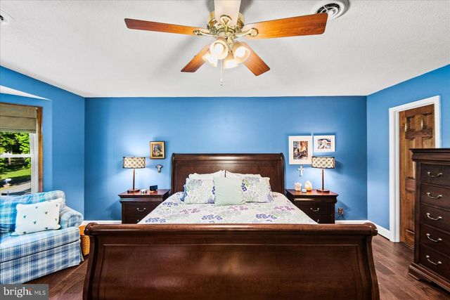 2 GREENHAVEN CT, Stafford, VA 22554
