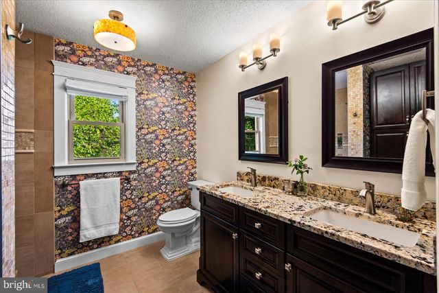 2 GREENHAVEN CT, Stafford, VA 22554