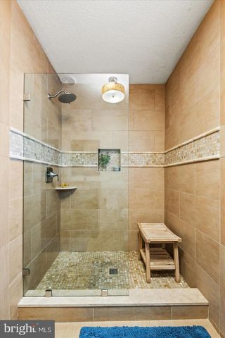 2 GREENHAVEN CT, Stafford, VA 22554