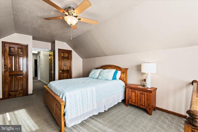 2 GREENHAVEN CT, Stafford, VA 22554