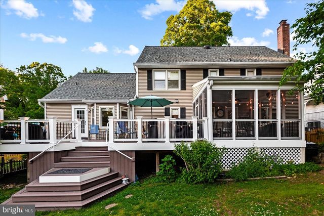 2 GREENHAVEN CT, Stafford, VA 22554