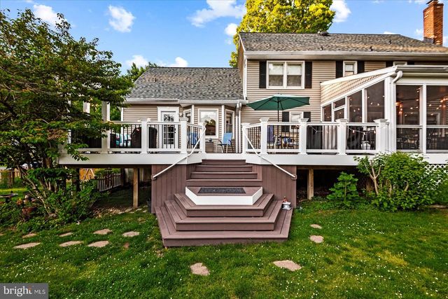 2 GREENHAVEN CT, Stafford, VA 22554