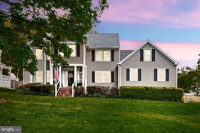 2 GREENHAVEN CT, Stafford, VA 22554