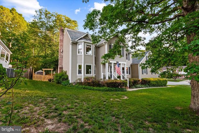 2 GREENHAVEN CT, Stafford, VA 22554
