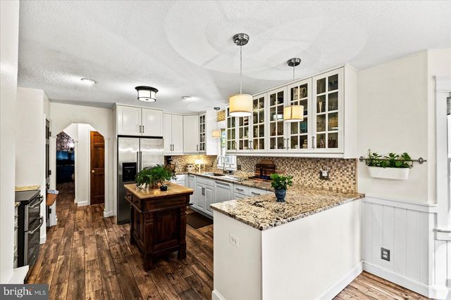 2 GREENHAVEN CT, Stafford, VA 22554