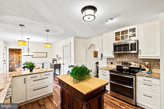 2 GREENHAVEN CT, Stafford, VA 22554