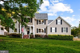 2 GREENHAVEN CT, Stafford, VA 22554