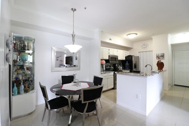 5610 PINNACLE HEIGHTS CIRCLE 107, Tampa, FL 33624