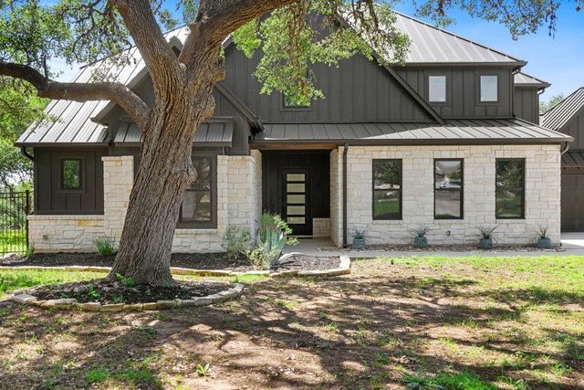 461 Crosswater LN, Dripping Springs, TX 78620