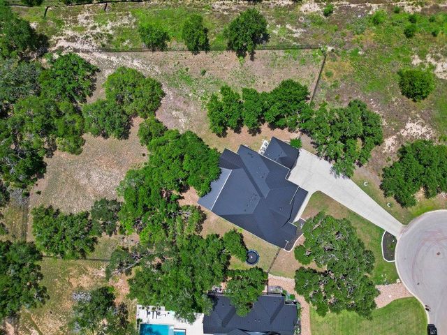 461 Crosswater LN, Dripping Springs, TX 78620