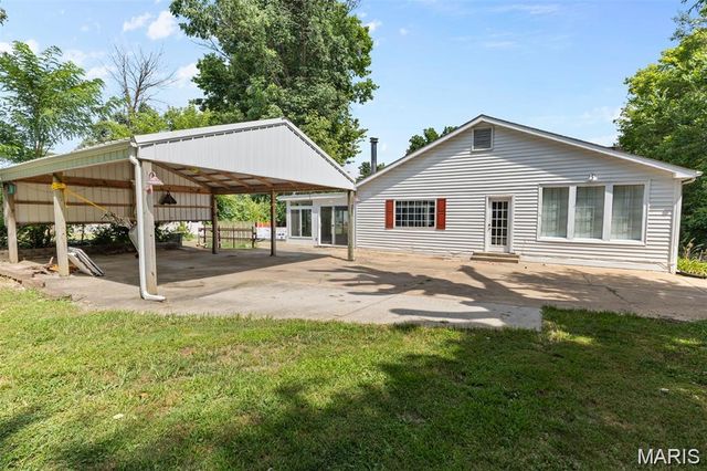 524 North Street, Farmington, MO 63640